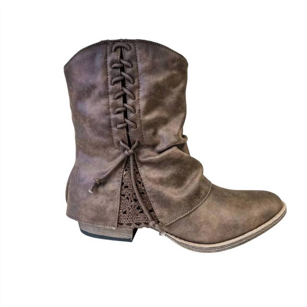 NEW VERY G women's sassy faux suede booties in taupe